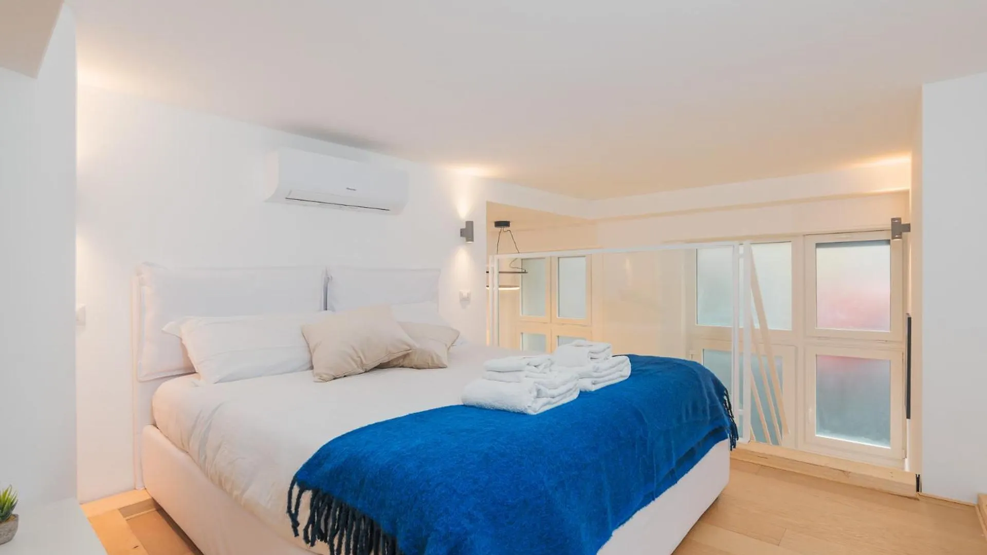 Modern Loft In Milan - Near Lodi Tibb Metro Apartment